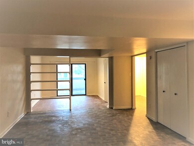 1633 Valencia Way, Reston, VA 20190 - photo 3