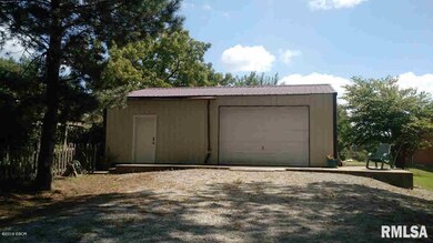 1321 Dorris Heights Rd, Harrisburg, IL 62946 - photo 5