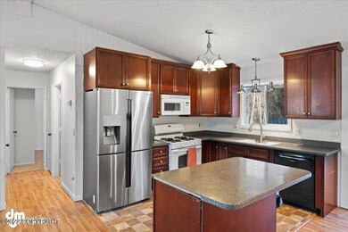 08-Kitchen_ELI07599