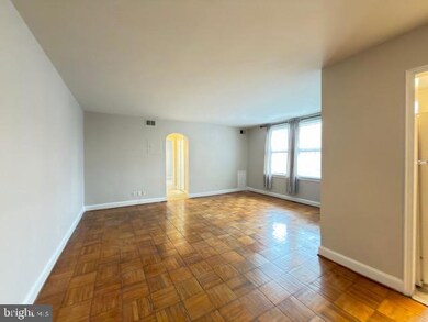 24 S Old Glebe Rd unit 202C, Arlington, VA 22204 - photo 3