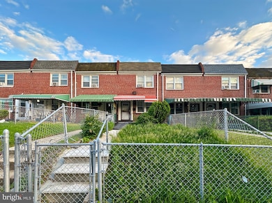 2709 E Hoffman St, Baltimore, MD 21213 - photo 3