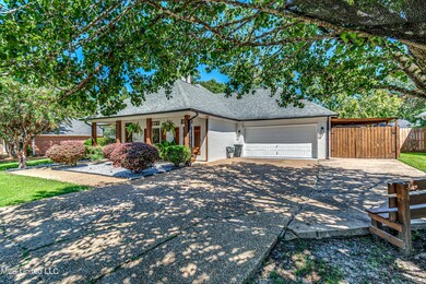 106 Oak Grove Dr-3