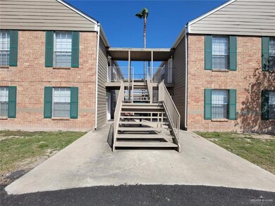 1006 W Kelly Ave unit D, Pharr, TX 78577 - photo 3