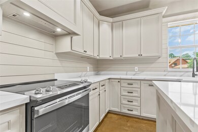 157 Wildwood Lake Dr, Huntsville, TX 77340 - photo 7