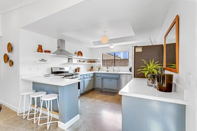 Kitchen - 3233 Serena Ave Carpinteria