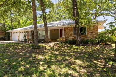 1036 Barbara Ann Dr, Hurst, TX 76053 - photo 4