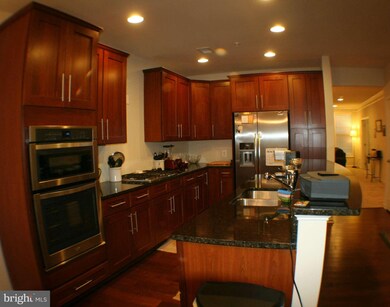 23493 Buckland Farm Terrace unit TOP TWO LEVELS, Ashburn, VA 20148 - photo 6