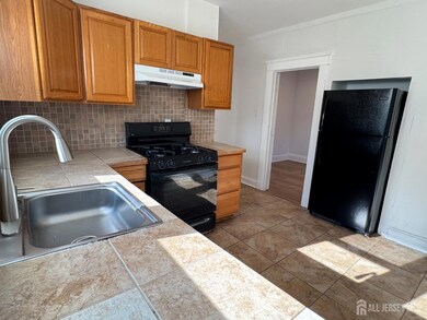 501 S 3rd Ave, Highland Park, NJ 08904 - photo 4