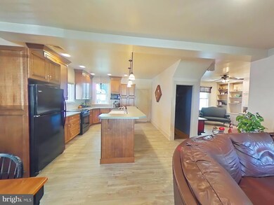 336 S Market Ave, Mount Joy, PA 17552 - photo 6