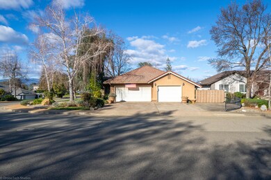 1515 St Andrews Dr-2
