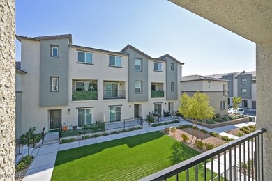 2843 Azure Breeze Ln unit 4, Las Vegas, NV 89183 - photo 3