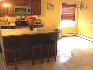 510 Child St unit 306B, Warren, RI 02885 - photo 2