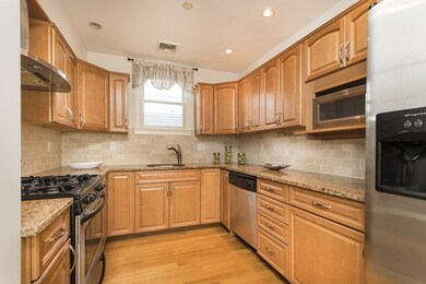 66 Gates St unit 2, Boston, MA 02127 - photo 4
