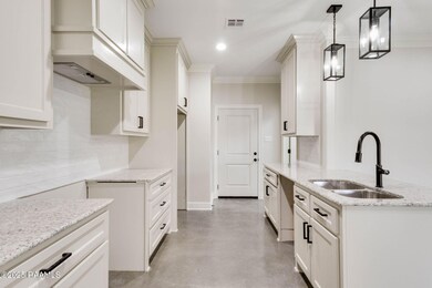 7-web-or-mls-1711 E B N-5