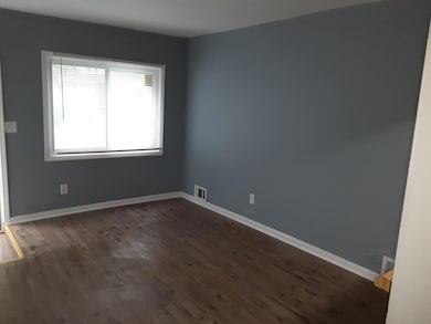 7 - Living Room v1