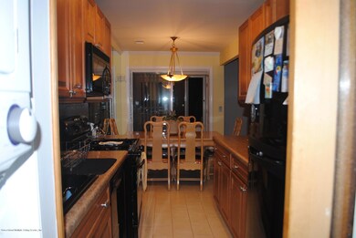 519 Correll Ave unit 1, Staten Island, NY 10309 - photo 4