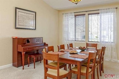 Dining Room or Living Room - The choice is yours!