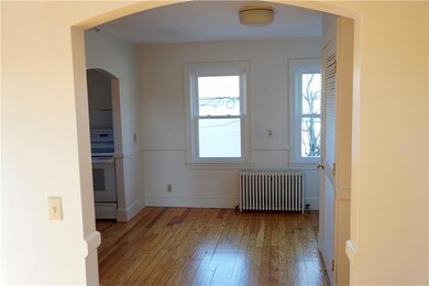 286 County Rd unit 1, Barrington, RI 02806 - photo 6