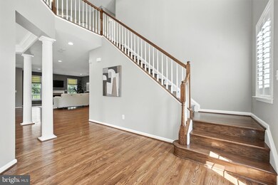 7604 Jade Dr, Gainesville, VA 20155 - photo 4