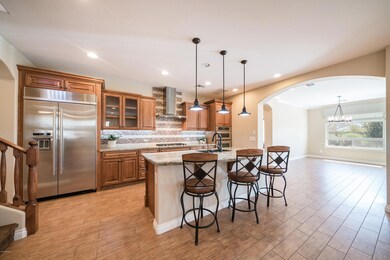 Gourmet kitchen