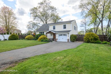 11 Jupiter St, Middletown, NJ 07748 - photo 2