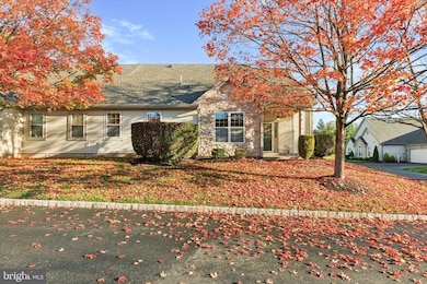 64 Legacy Oaks Dr unit 81, Richboro, PA 18954 - photo 4