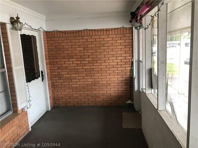 Screened in Front Porch