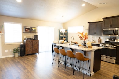 2479 NW Teak Place, Redmond, OR 97756 - photo 6