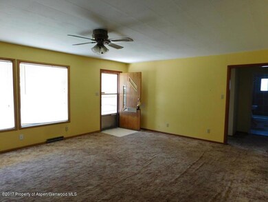 451 E 10th St, Craig, CO 81625 - photo 7