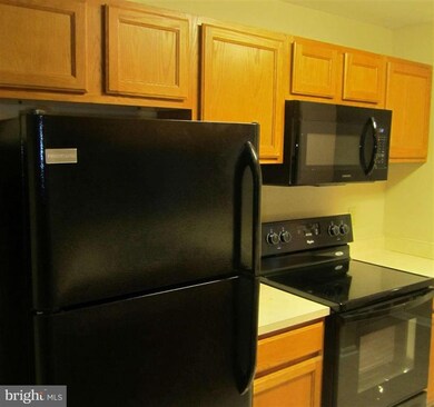 9605 Lake Pointe Ct unit 204, Upper Marlboro, MD 20774 - photo 5