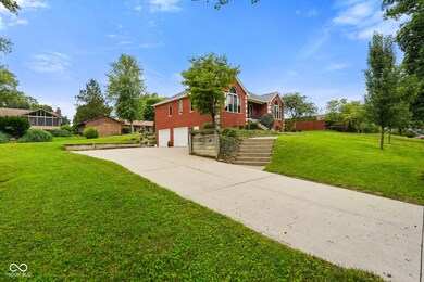 654 Kinney Ln, Columbus, IN 47201 - photo 4