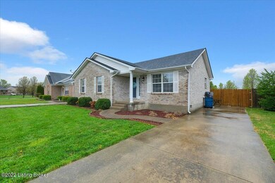 01-338 Tecumseh Dr-100