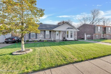 6812 Spourtland Dr, Louisville, KY 40228 - photo 3