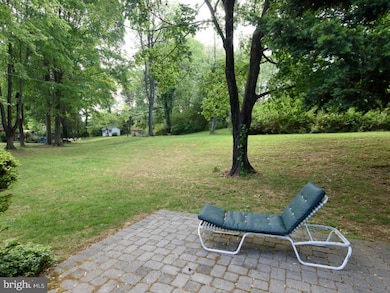 81 Anthony Wayne Dr, Wayne, PA 19087 - photo 5