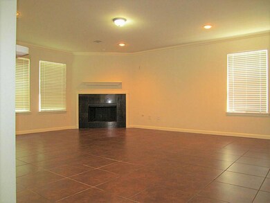 10102 Fallmont Cir, Houston, TX 77086 - photo 7