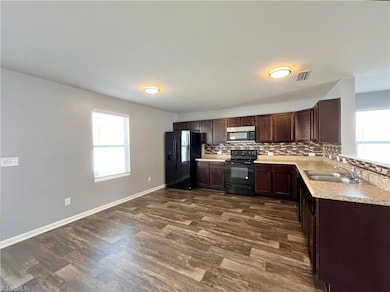 823 Georgia Oak Ln, Landis, NC 28088 - photo 7