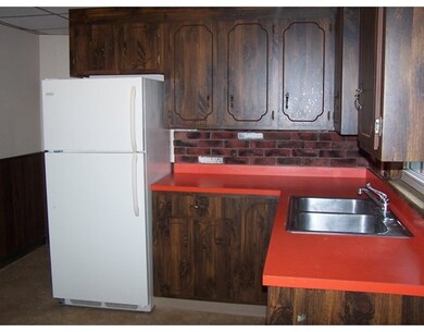 294 E Main St unit 3, East Brookfield, MA 01515 - photo 3