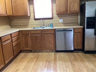 1506 S Travis St, Denison, TX 75021 - photo 7