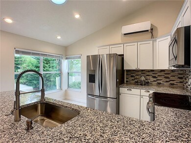 200 Winter Park St, Davenport, FL 33897 - photo 4