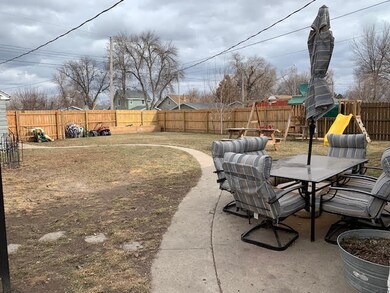 Backyard<|><|>