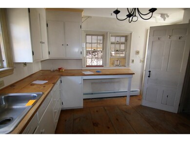 8 Myrtle St, Hillsborough, NH 03244 - photo 6