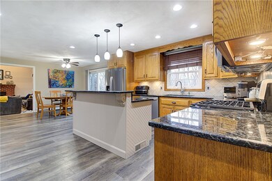 11 Buckboard Dr, Cumberland, RI 02864 - photo 6