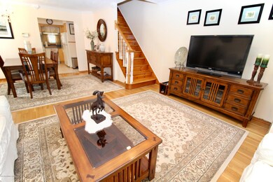 370 Chesterton Ave, Staten Island, NY 10306 - photo 6