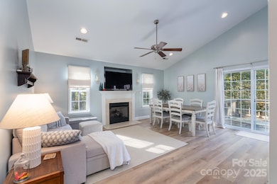 1709 Doves Rd, Fort Mill, SC 29708 - photo 4