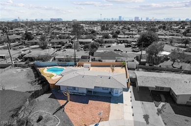 1332 Pyramid Cir, Las Vegas, NV 89108 - photo 5