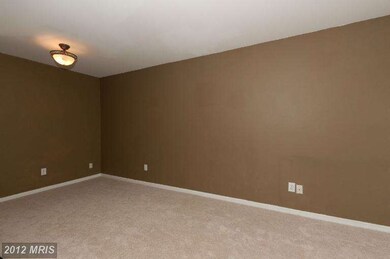 4173 Pleasant Meadow Ct, Chantilly, VA 20151 - photo 7