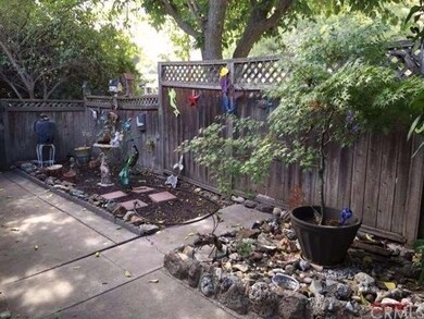 Enjoy the privacy and attractive low maintenance l
