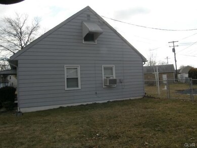 96 Wilden Dr, Easton, PA 18045 - photo 3