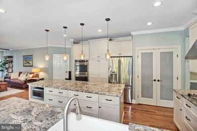 706 Conservatory Dr, Sykesville, MD 21784 - photo 4