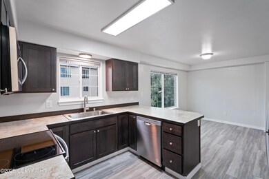 photos_high_resolution_08_3503_E_16th_Av